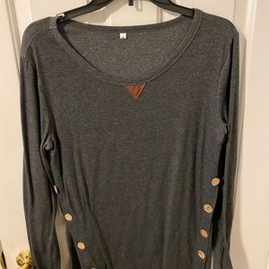 Gray and green long sleep